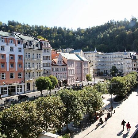Apartman Sylva Na Stare Louce 42 Karlovy Vary Exterior foto