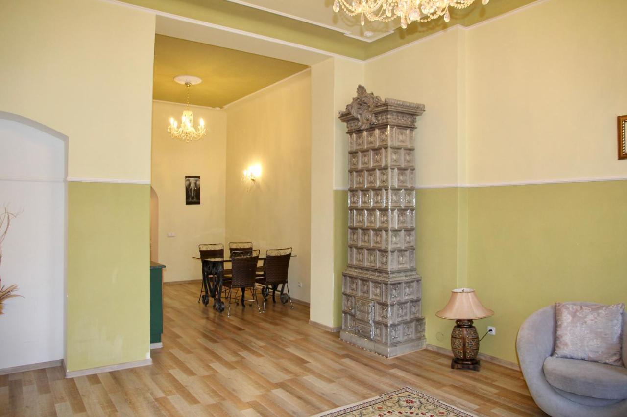 Apartman Sylva Na Stare Louce 42 Karlovy Vary Exterior foto
